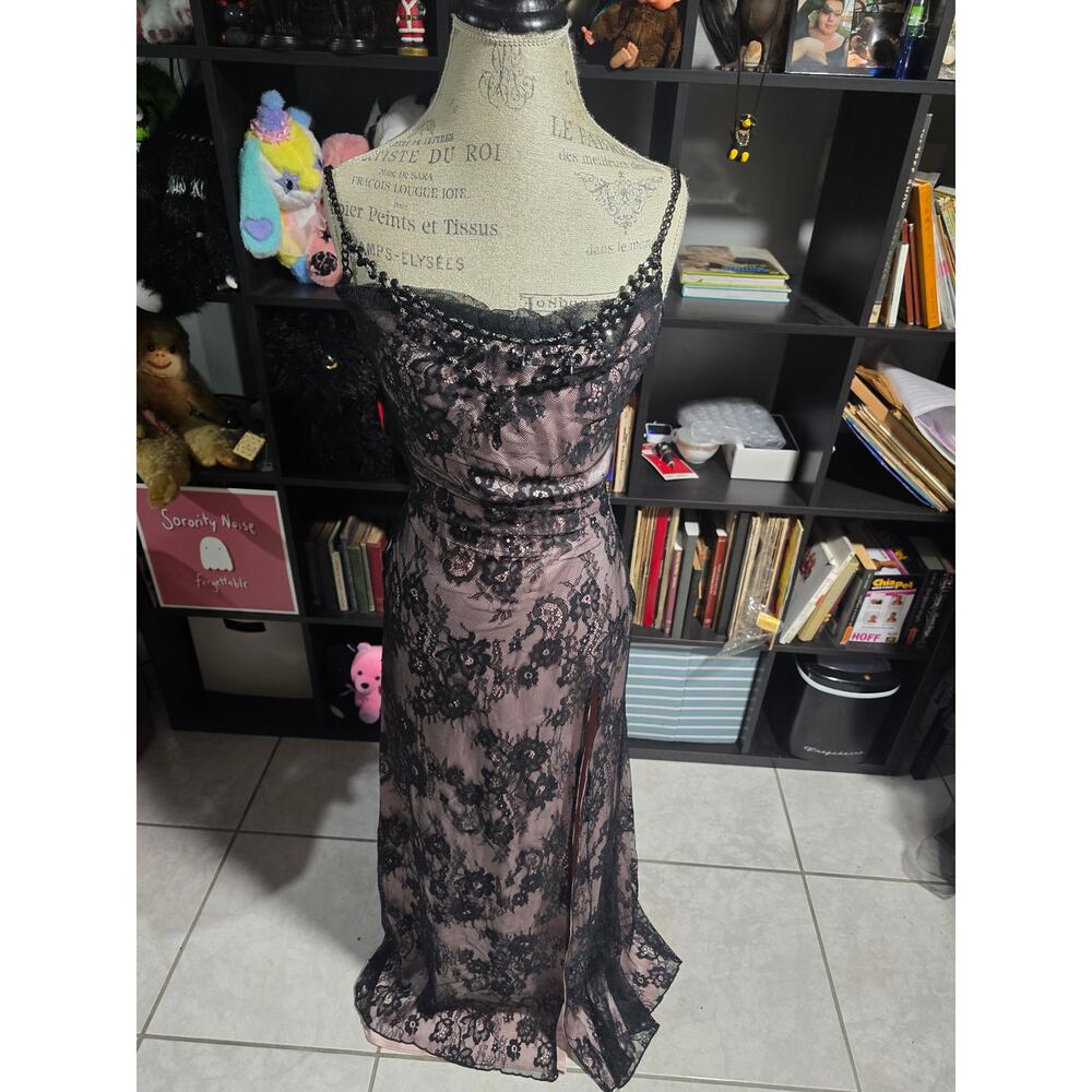 Widow Sensual Premonition Maxi Dress
